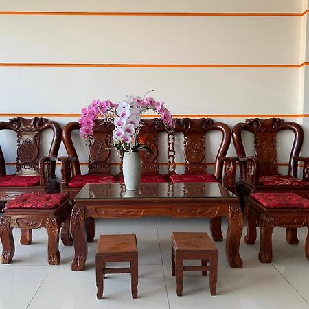 Ngoc May Guesthouse Chau Doc Exterior photo