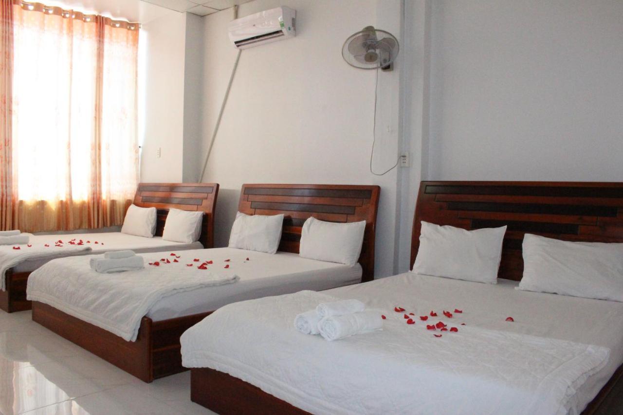 Ngoc May Guesthouse Chau Doc Exterior photo