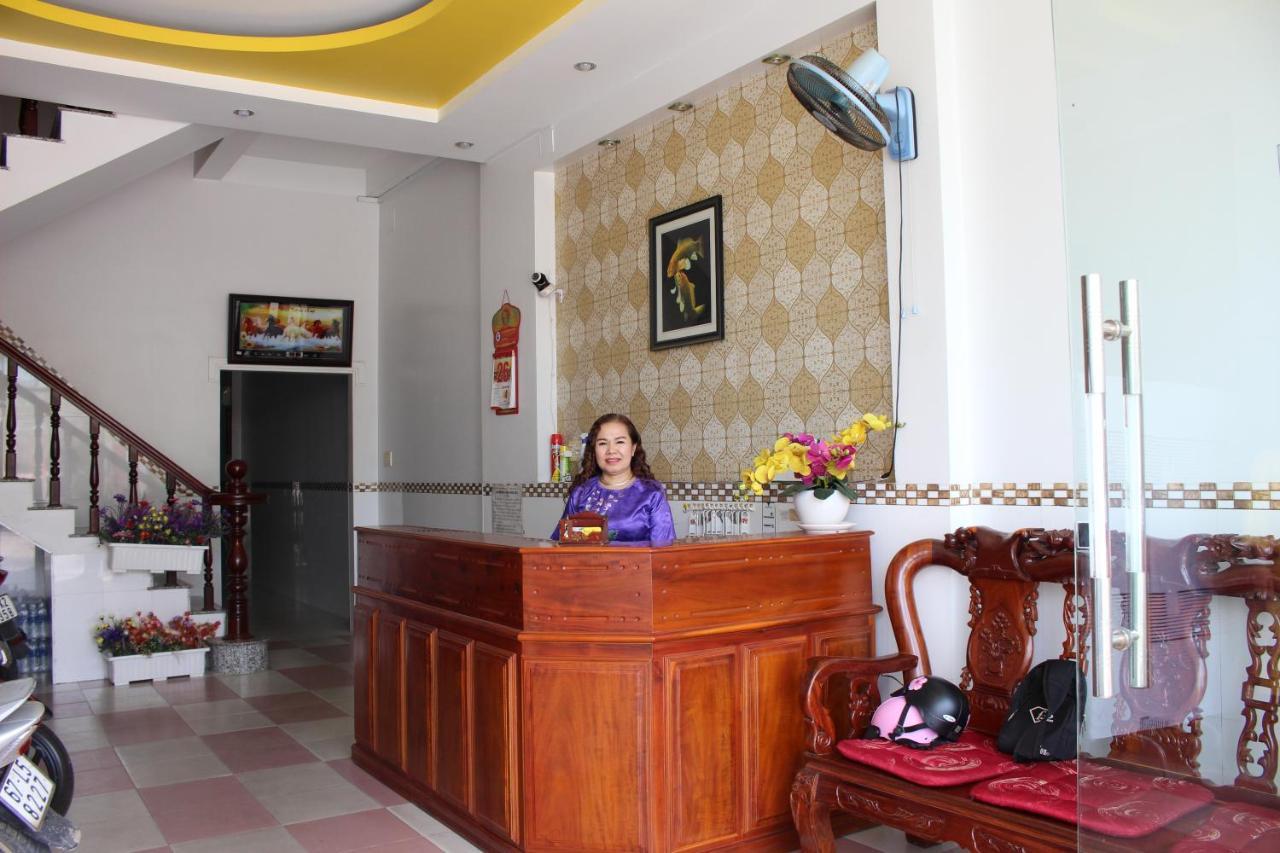 Ngoc May Guesthouse Chau Doc Exterior photo